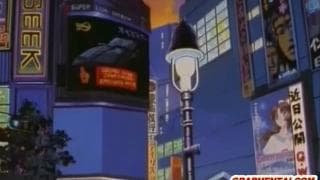 Des bon seins qu’il malaxe généreusement pendant la baise !